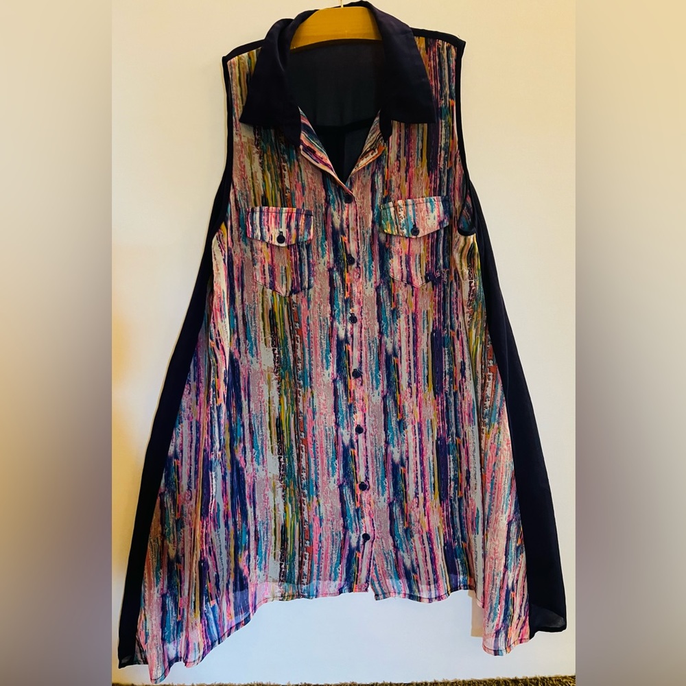 BCBG MAXAZRIA BEAUTIFUL Sheer Top purple back pink multi color front size Medium